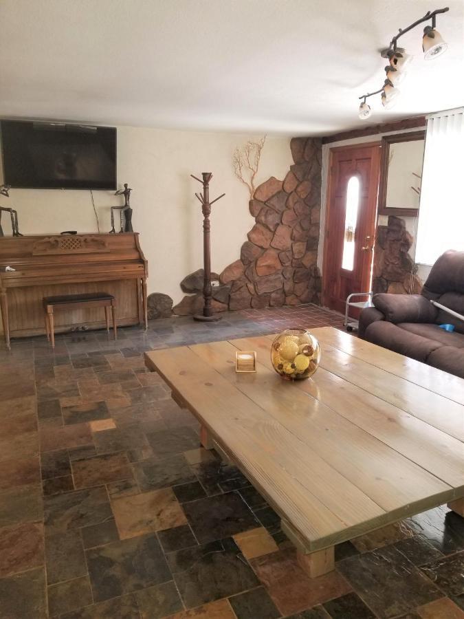 Your Comfy Home In Colorado Springs Extérieur photo