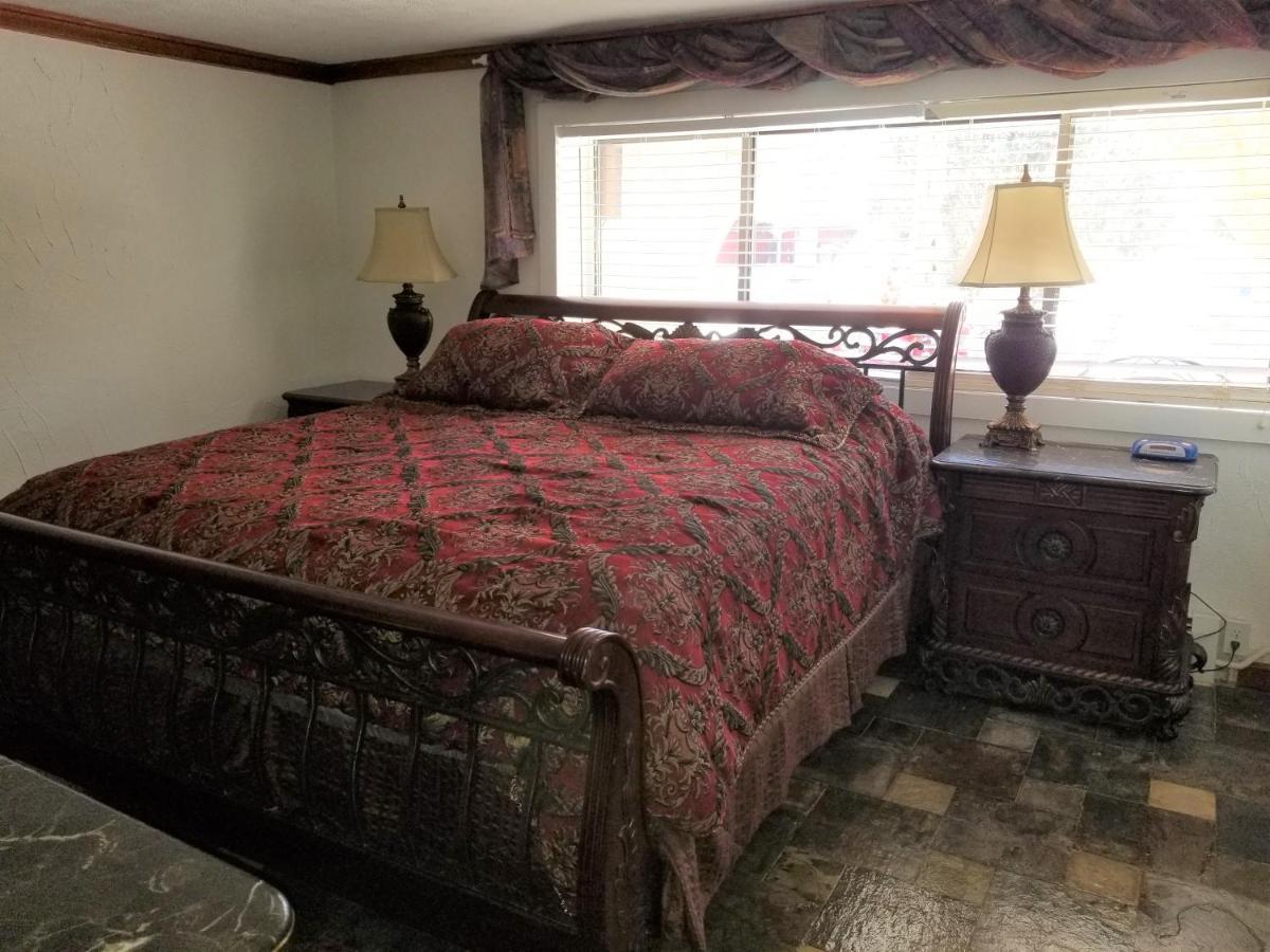 Your Comfy Home In Colorado Springs Extérieur photo